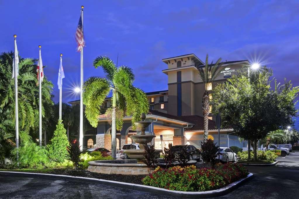 Hilton Garden Inn Orlando Lake Buena Vista Dış mekan fotoğraf